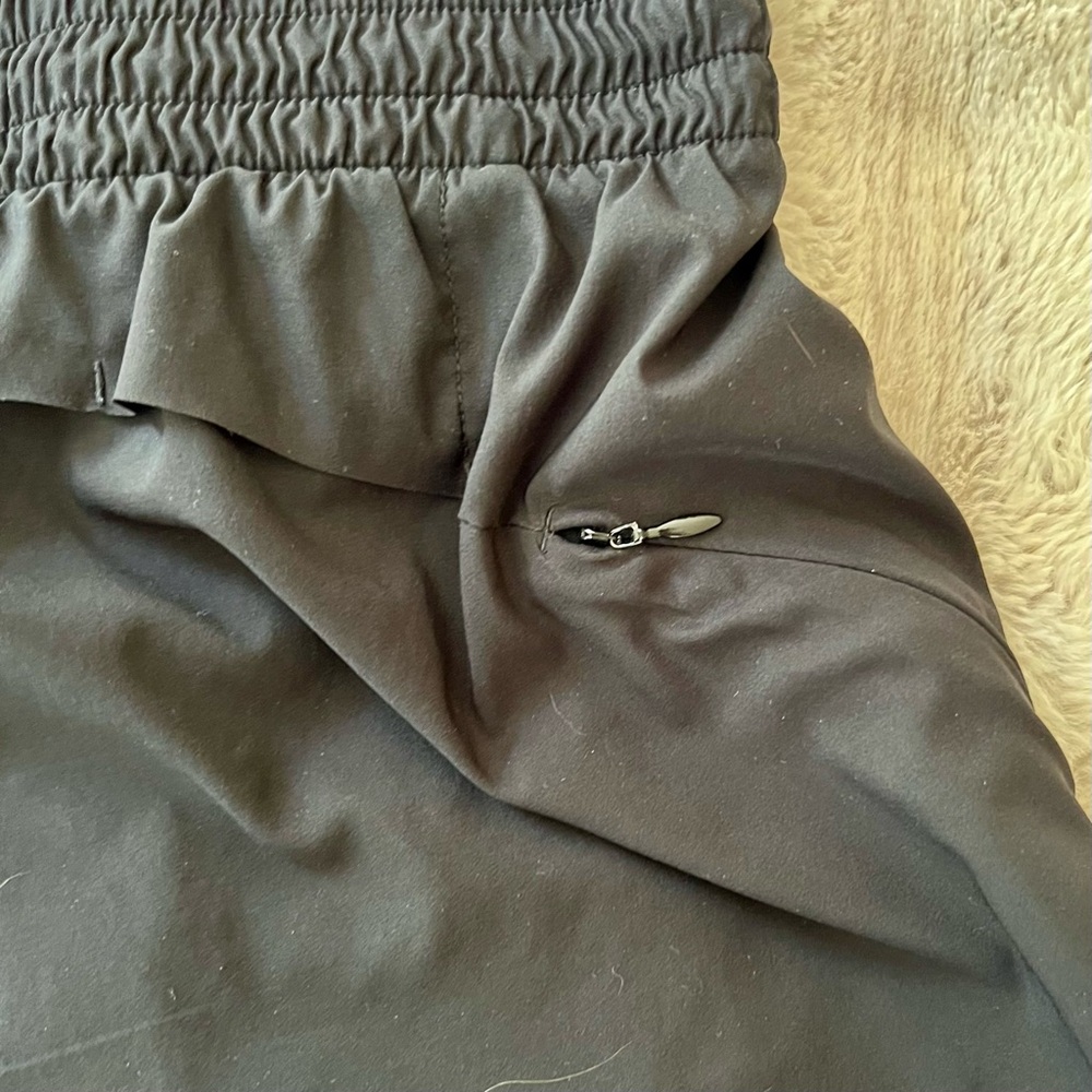 Athleta Mesh Racer Shorts - Picture 4 of 4